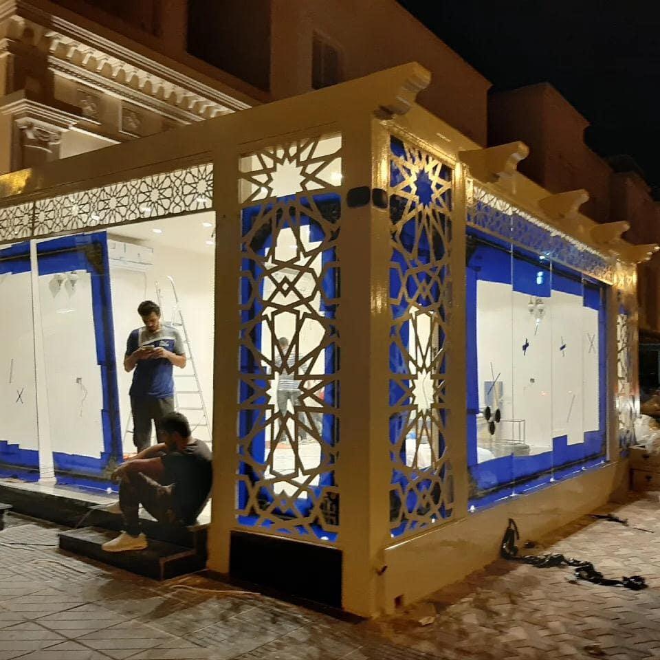 مظلة سيارة أنيقة للبيت الكويت